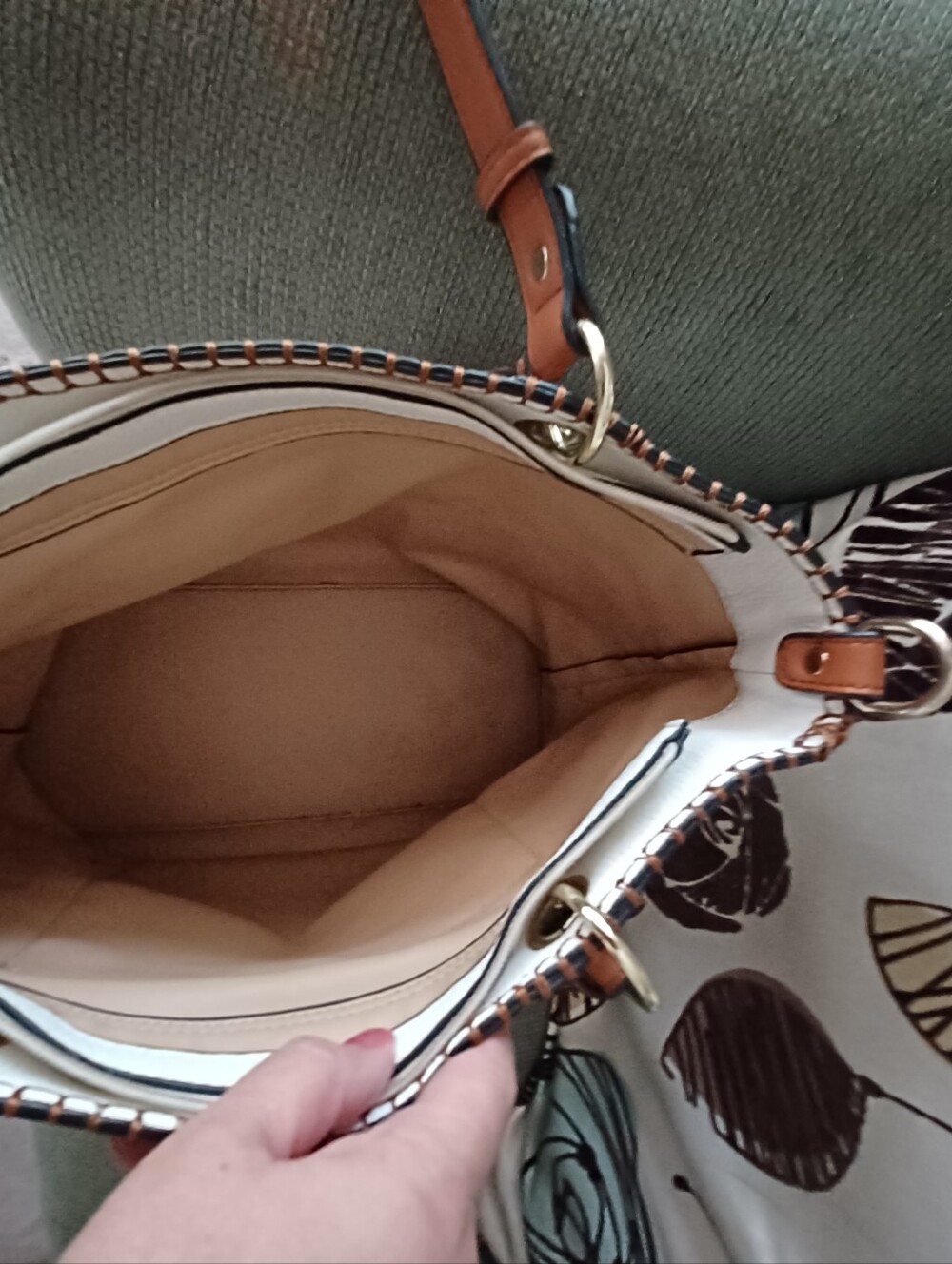Off White and Brown Leather Tote Shoulder Bag - Picture 11 of 11